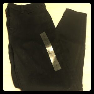 BRAND NEW with Tags - AEO Hi-Rise Black Jegging